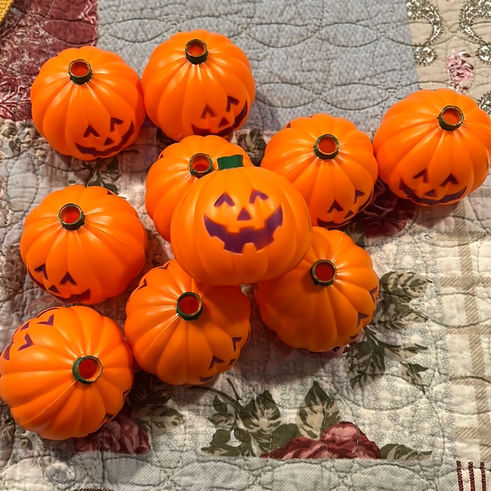 Lot Vintage 10 blow mold Halloween pumpkin light strand covers